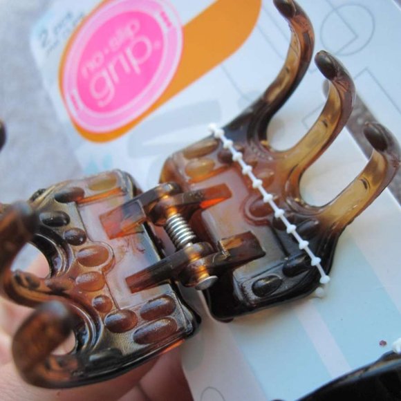 2 Scunci No Slip Grip All Day Hold Jaw Hair Clips Brown Black Plastic Claw Stay - Picture 3 of 6